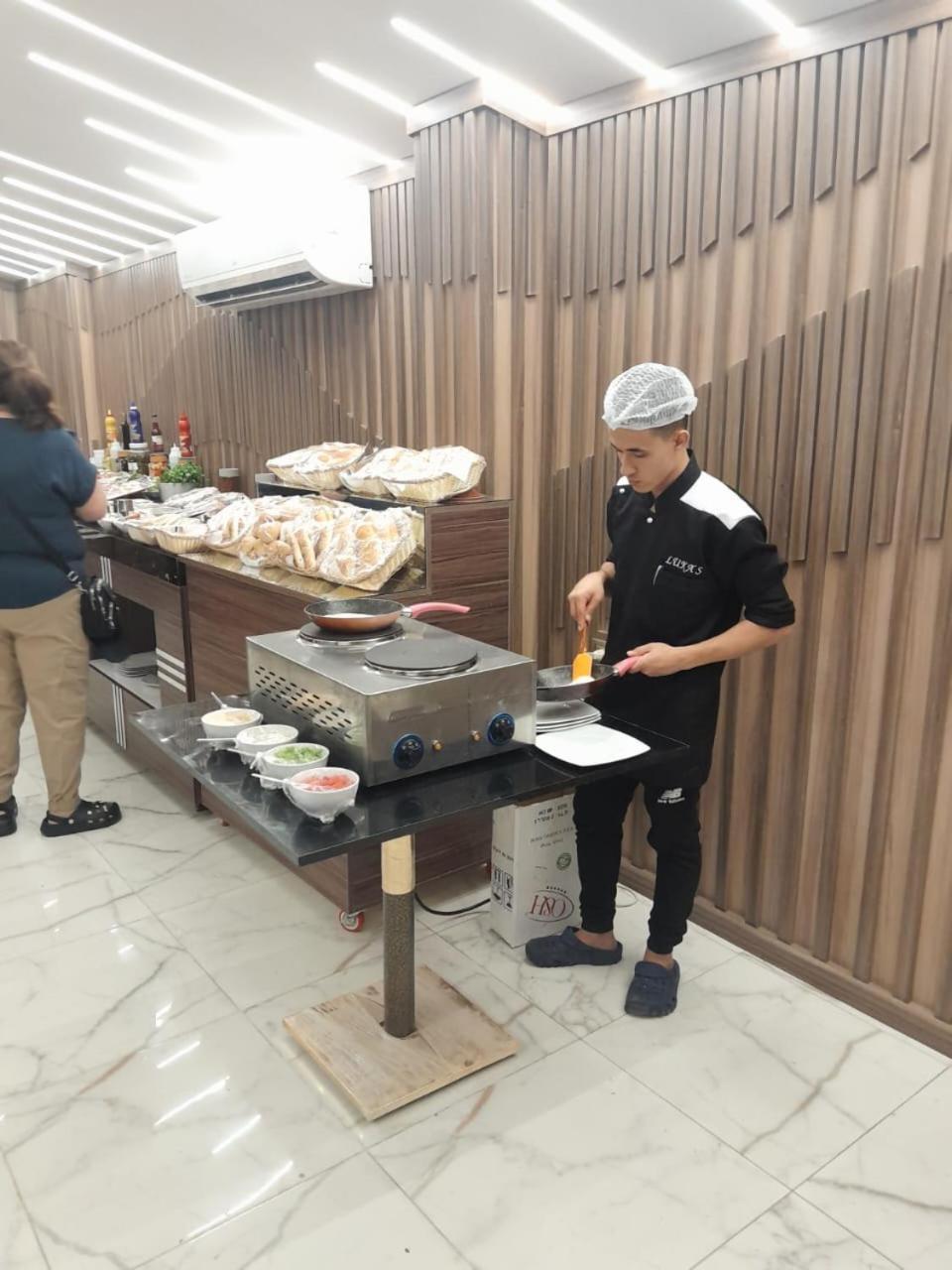 El Mesaadya Hotel Kaherah Luaran gambar